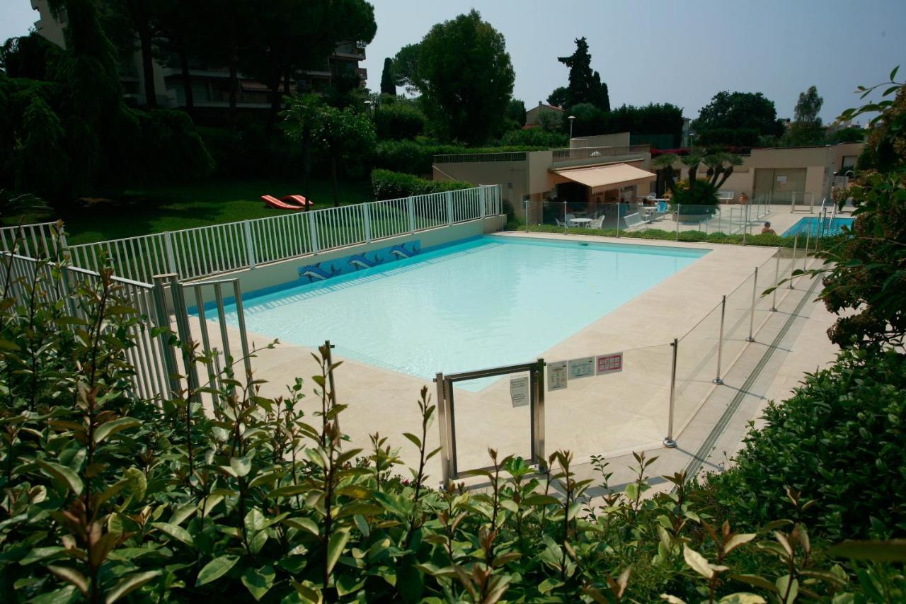 Magniolias - Residence Calme Avec Piscine, Tennis & Jardin 앙티브 외부 사진