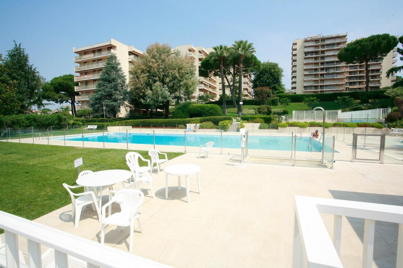 Magniolias - Residence Calme Avec Piscine, Tennis & Jardin 앙티브 외부 사진