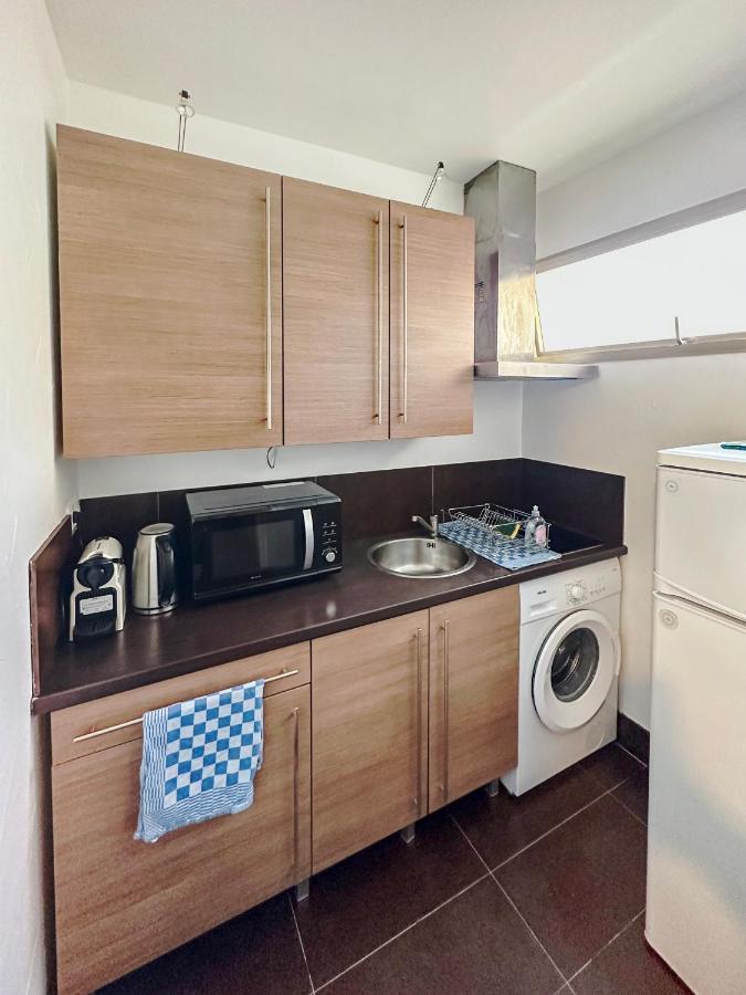 Magniolias - Residence Calme Avec Piscine, Tennis & Jardin 앙티브 외부 사진
